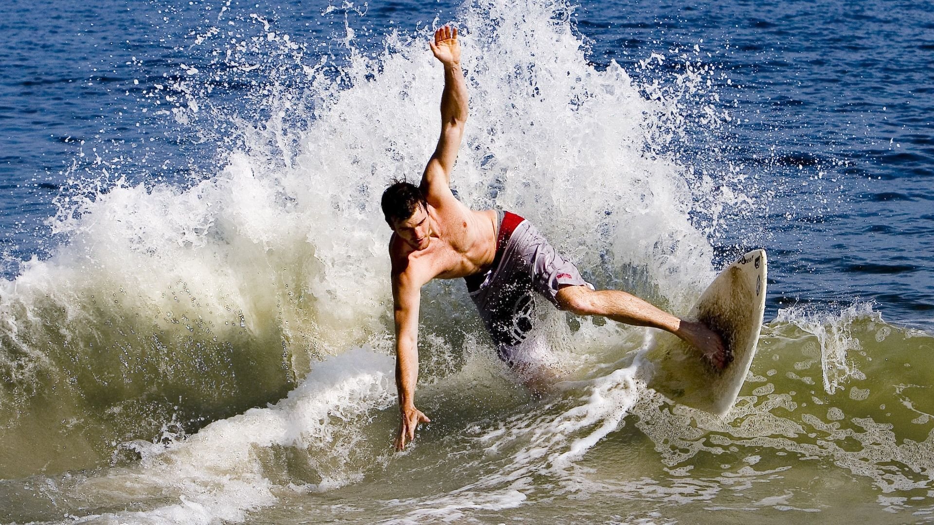 全国羽毛球锦标赛圆满落幕,新锐选手斩获双冠王